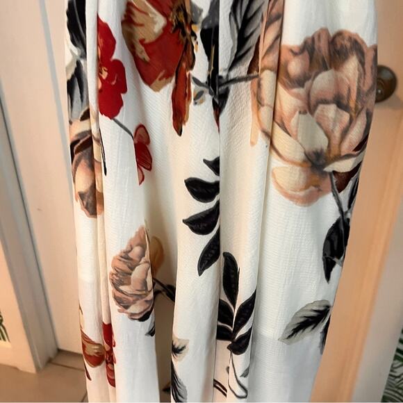 Showpo Emmy Floral Wrap Maxi Dress Size 6 - Picture 6 of 9